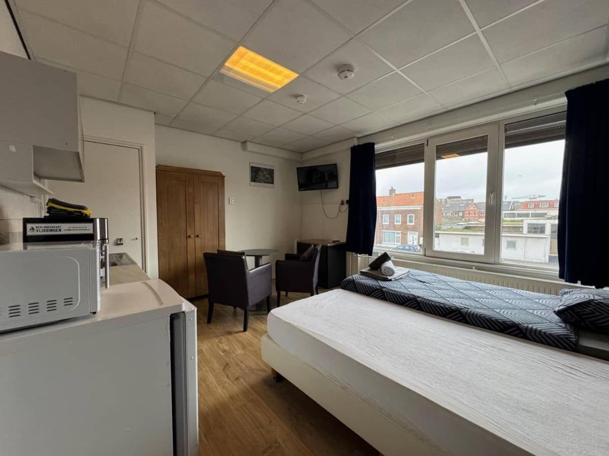 Bed & Breakfast Vlissingen Esterno foto